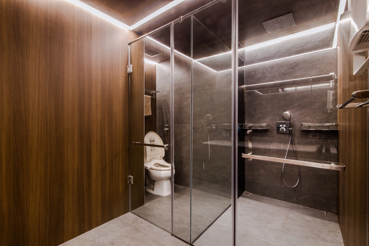 Phòng tắm dùng Cerarl vân gỗ